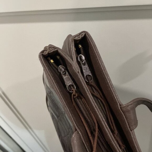 BROWN Croc Shoulder Bag - Picture 7 of 11